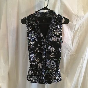 White House Black Market top, sleeveless with v neck and tie, size S